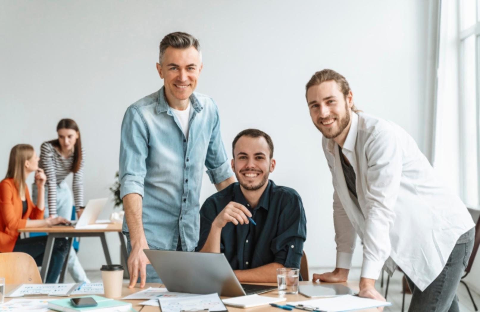 Vue de la salle de formation varinethoxymo à Aix-en-Provence avec équipements professionnels